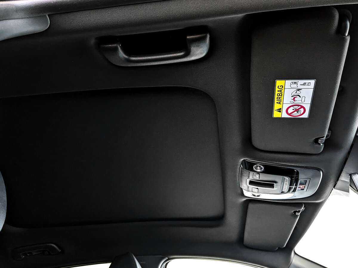 Купить Kia K5 с пробегом. Фото: #18