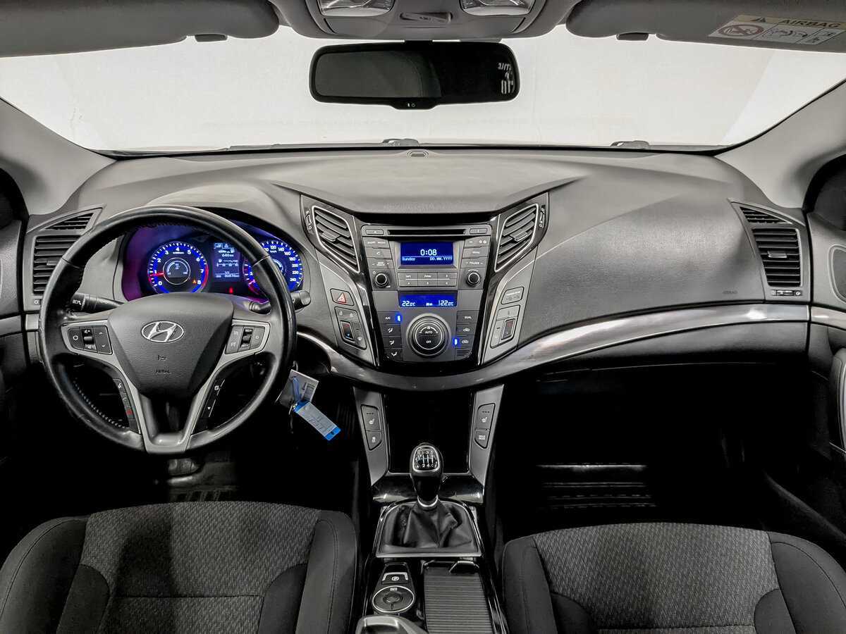 Купить Hyundai i40 с пробегом. Фото: #13