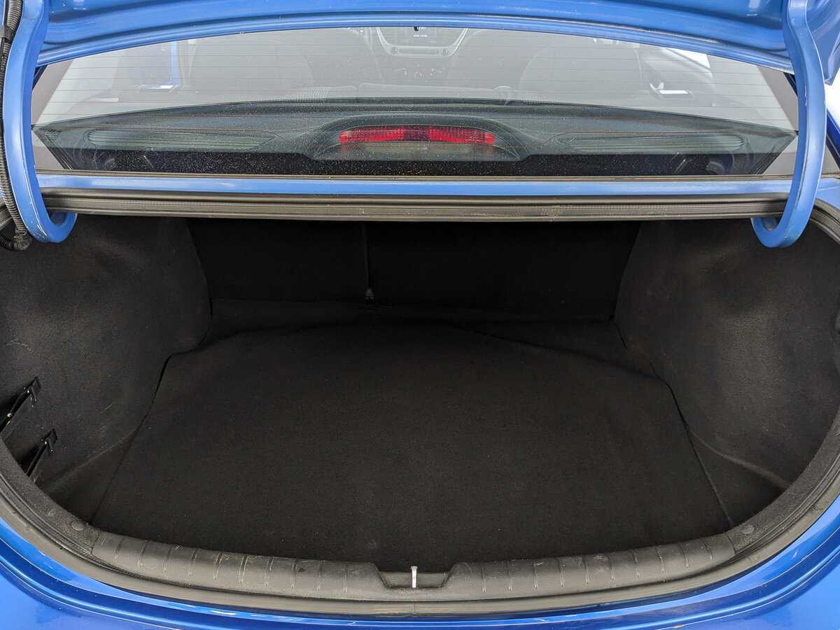 Купить Hyundai Solaris с пробегом. Фото: #9