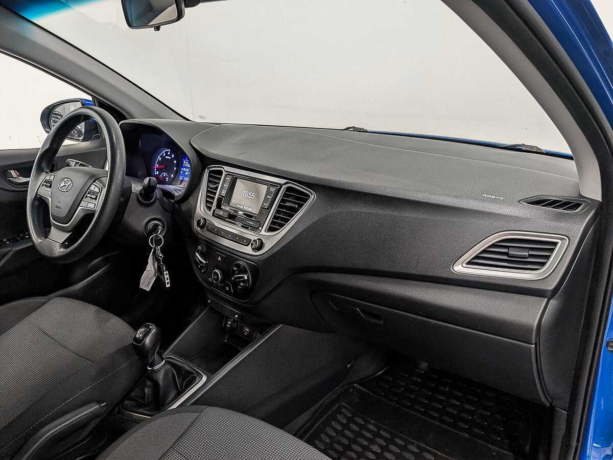 Купить Hyundai Solaris с пробегом. Фото: #10