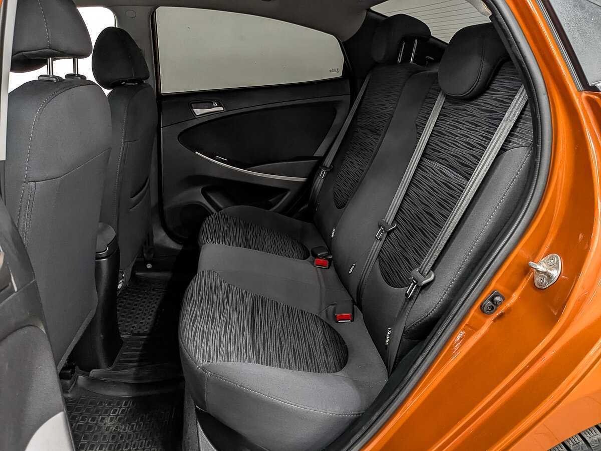 Купить Hyundai Solaris с пробегом. Фото: #15