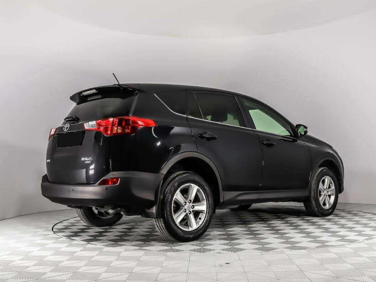 Купить Toyota RAV4 с пробегом. Фото: #4