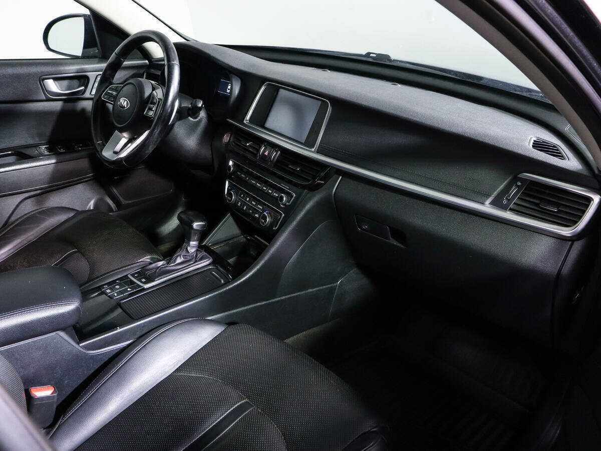Купить Kia Optima с пробегом. Фото: #8