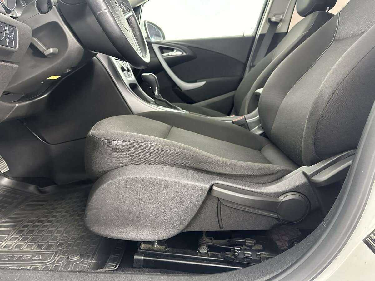 Купить Opel Astra с пробегом. Фото: #6