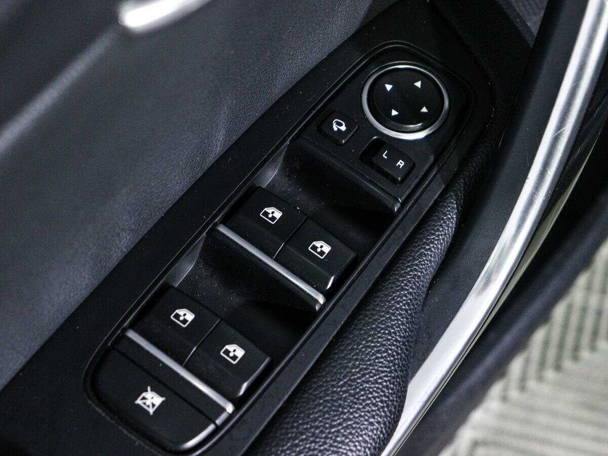 Купить Kia Ceed с пробегом. Фото: #17