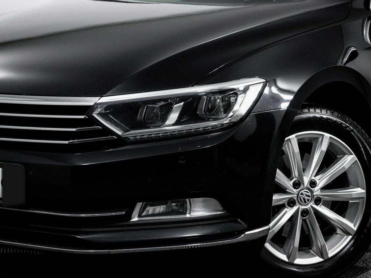 Купить Volkswagen Passat с пробегом. Фото: #16