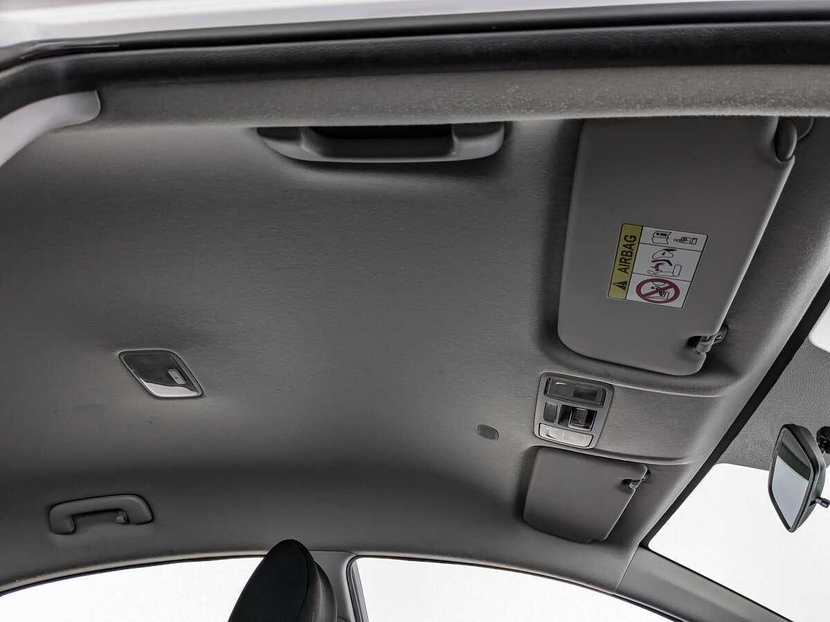 Купить Hyundai Solaris с пробегом. Фото: #17