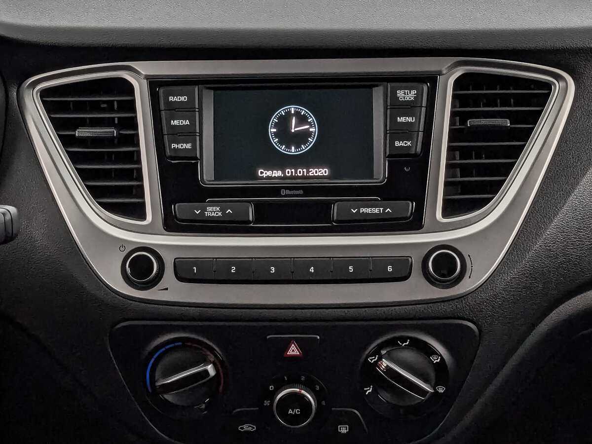 Купить Hyundai Solaris с пробегом. Фото: #12