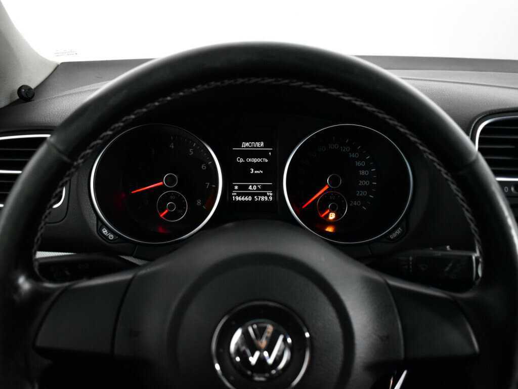 Купить Volkswagen Golf с пробегом. Фото: #10
