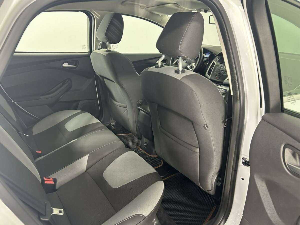 Купить Ford Focus с пробегом. Фото: #15
