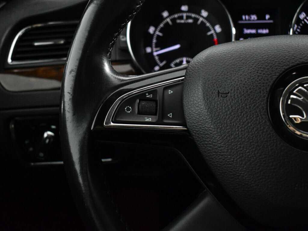 Купить Skoda Superb с пробегом. Фото: #14
