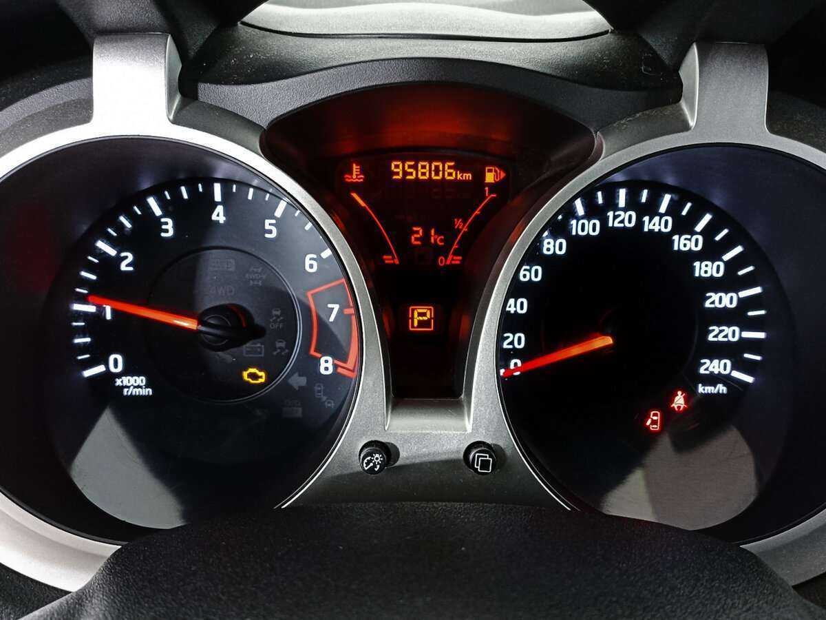 Купить Nissan Juke с пробегом. Фото: #10