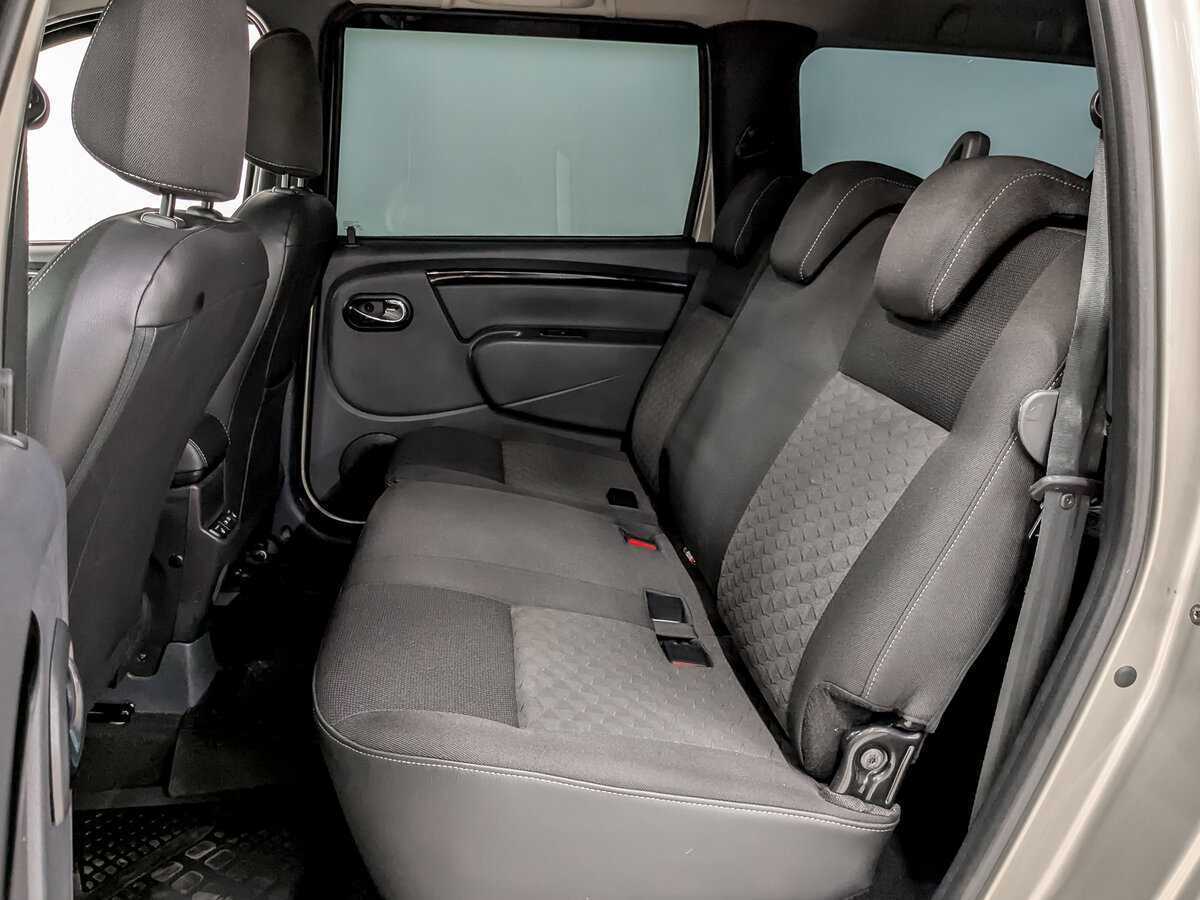 Купить Lada (ВАЗ) Largus с пробегом. Фото: #10