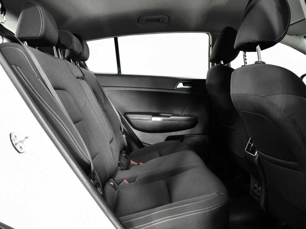 Купить Kia Sportage с пробегом. Фото: #9