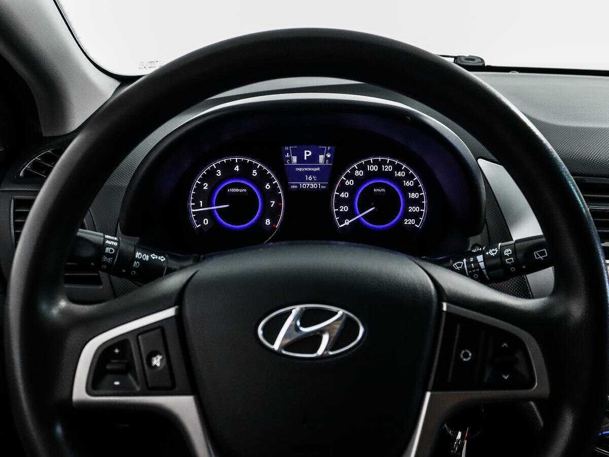 Купить Hyundai Solaris с пробегом. Фото: #14