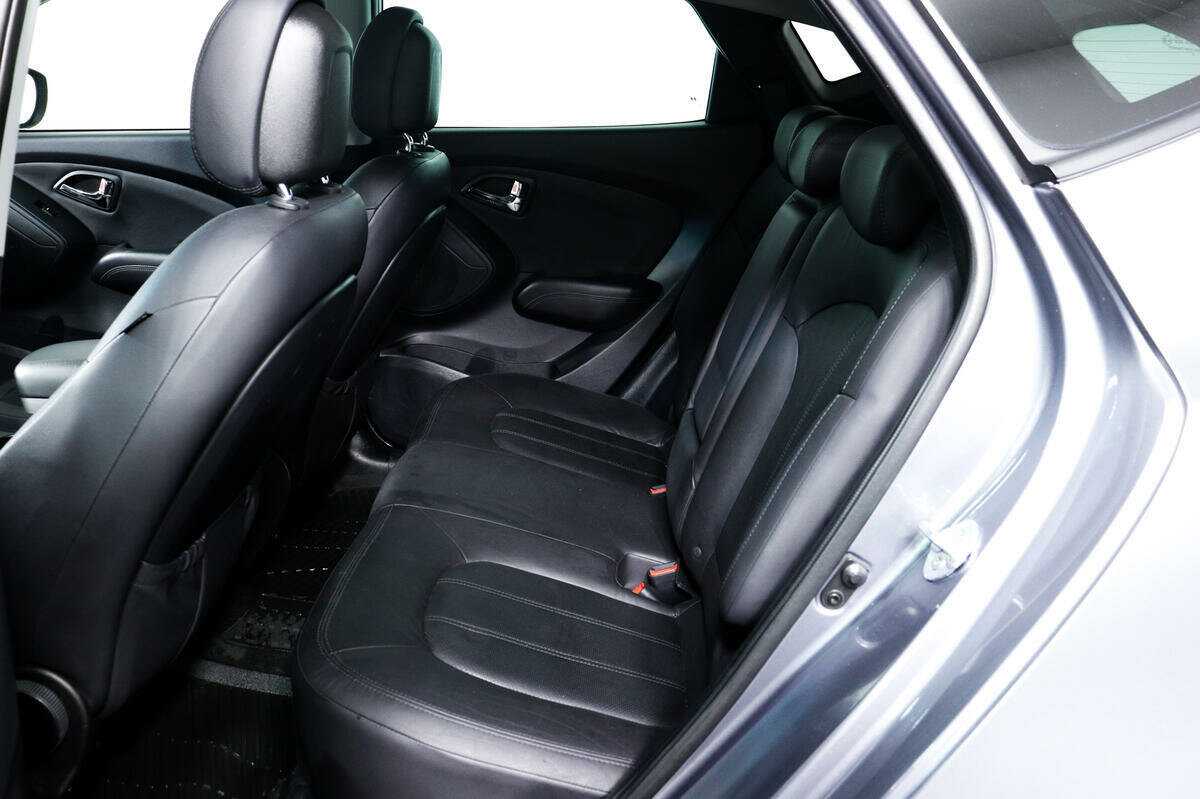 Купить Hyundai ix35 с пробегом. Фото: #11