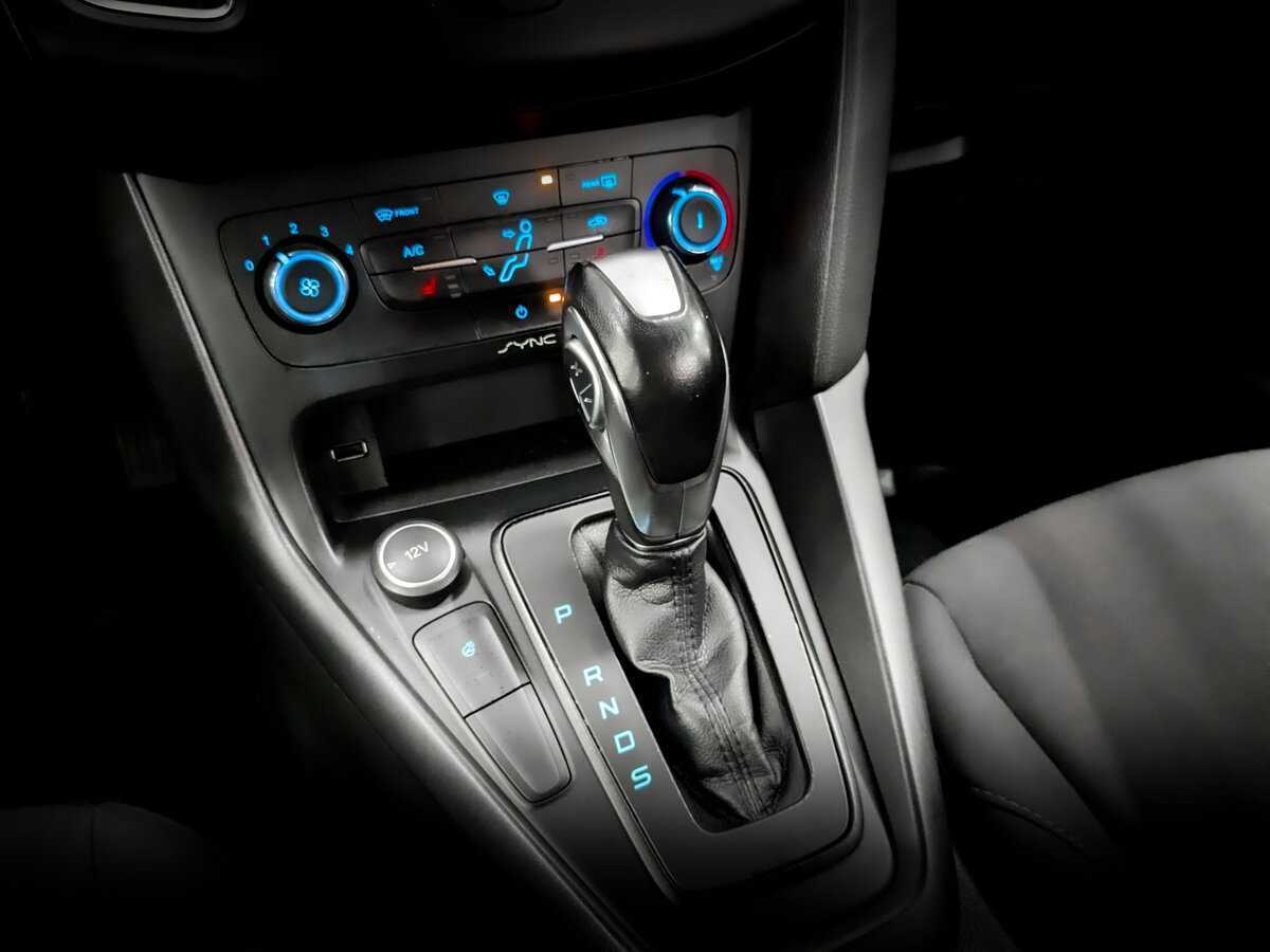 Купить Ford Focus с пробегом. Фото: #24