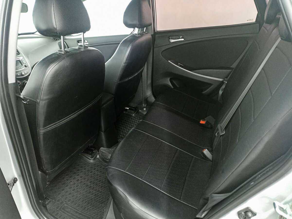 Купить Hyundai Solaris с пробегом. Фото: #9