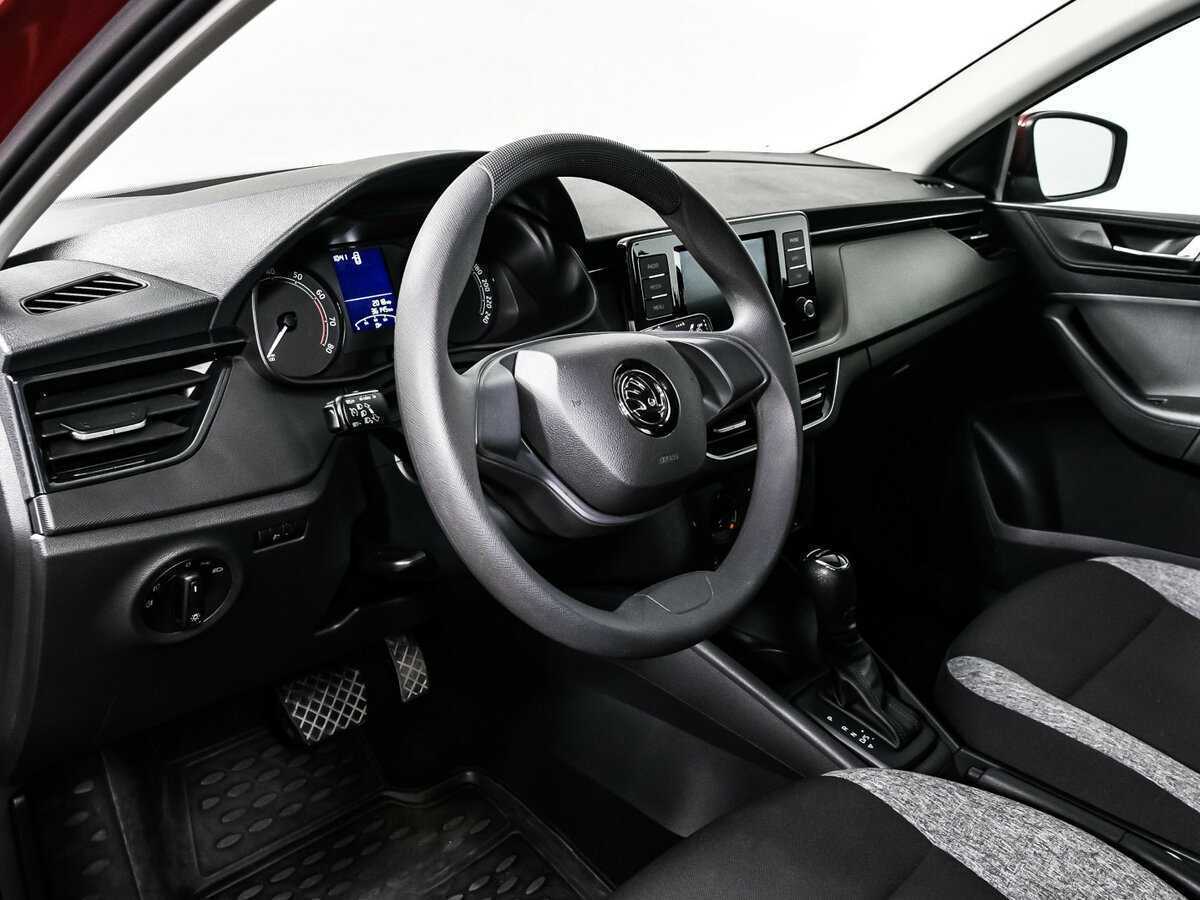 Купить Skoda Rapid с пробегом. Фото: #11