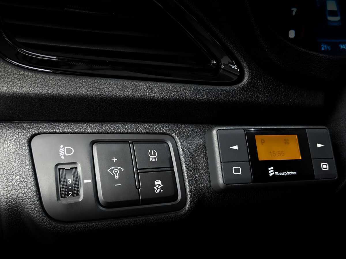 Купить Hyundai Solaris с пробегом. Фото: #25