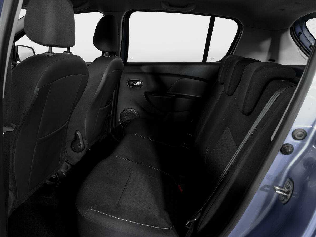 Купить Renault Sandero с пробегом. Фото: #8
