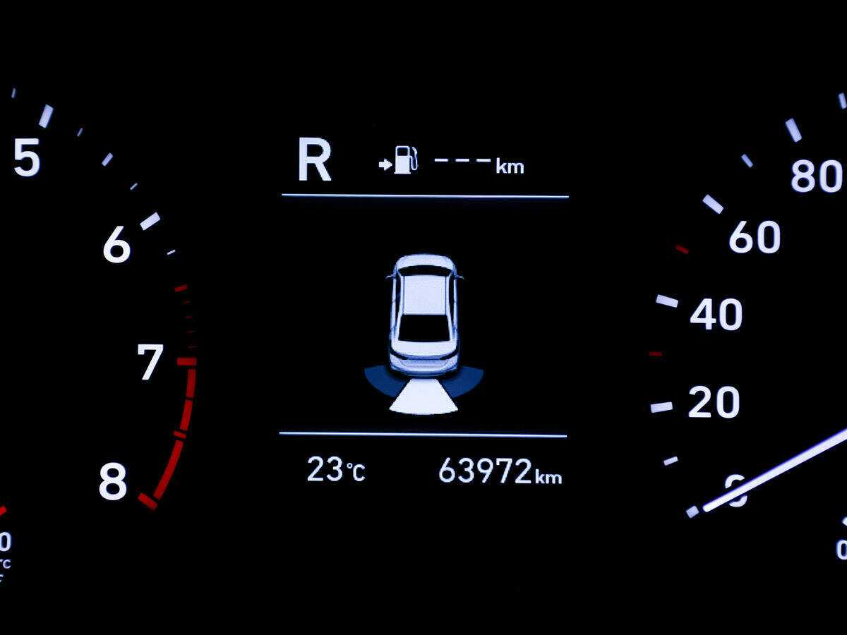 Купить Hyundai Solaris с пробегом. Фото: #13