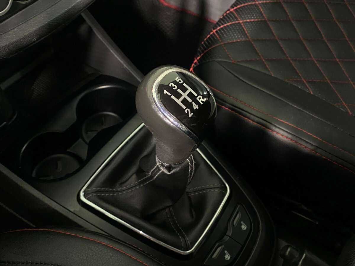 Купить Lada (ВАЗ) Vesta с пробегом. Фото: #14