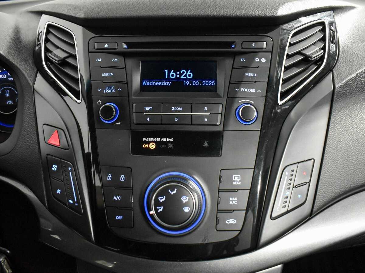 Купить Hyundai i40 с пробегом. Фото: #14