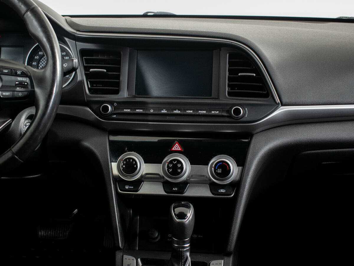 Купить Hyundai Elantra с пробегом. Фото: #10
