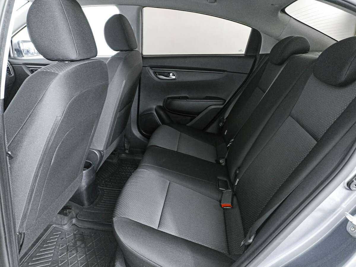 Купить Kia Rio с пробегом. Фото: #9