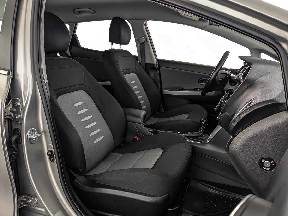 Купить Kia Ceed с пробегом. Фото: #19