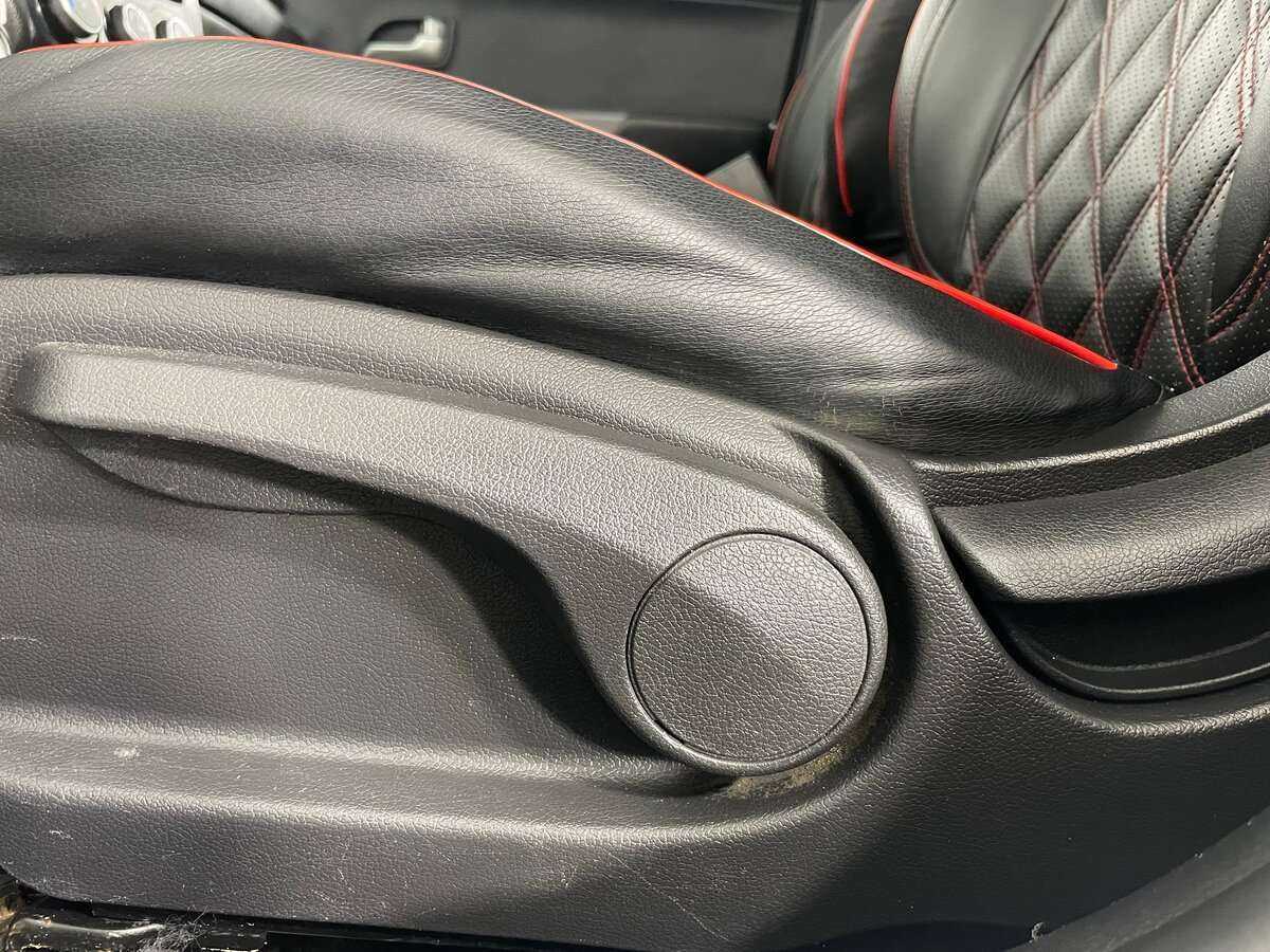 Купить Kia Rio с пробегом. Фото: #17