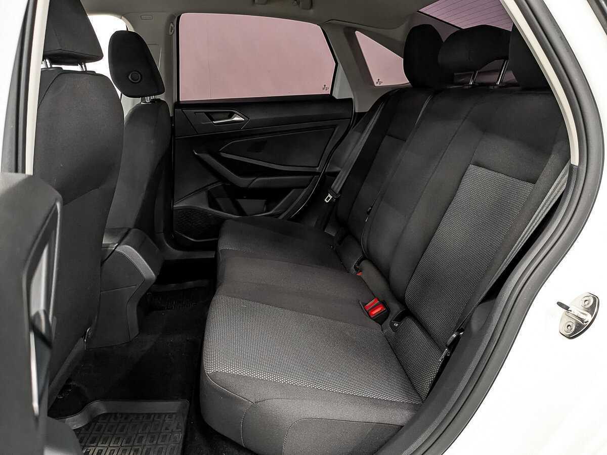 Купить Volkswagen Jetta с пробегом. Фото: #17