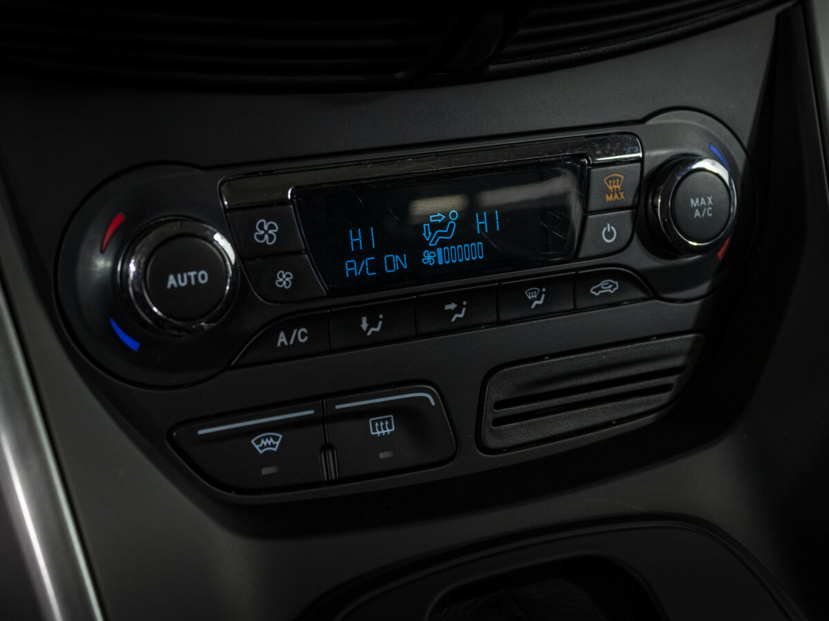 Купить Ford Kuga с пробегом. Фото: #12