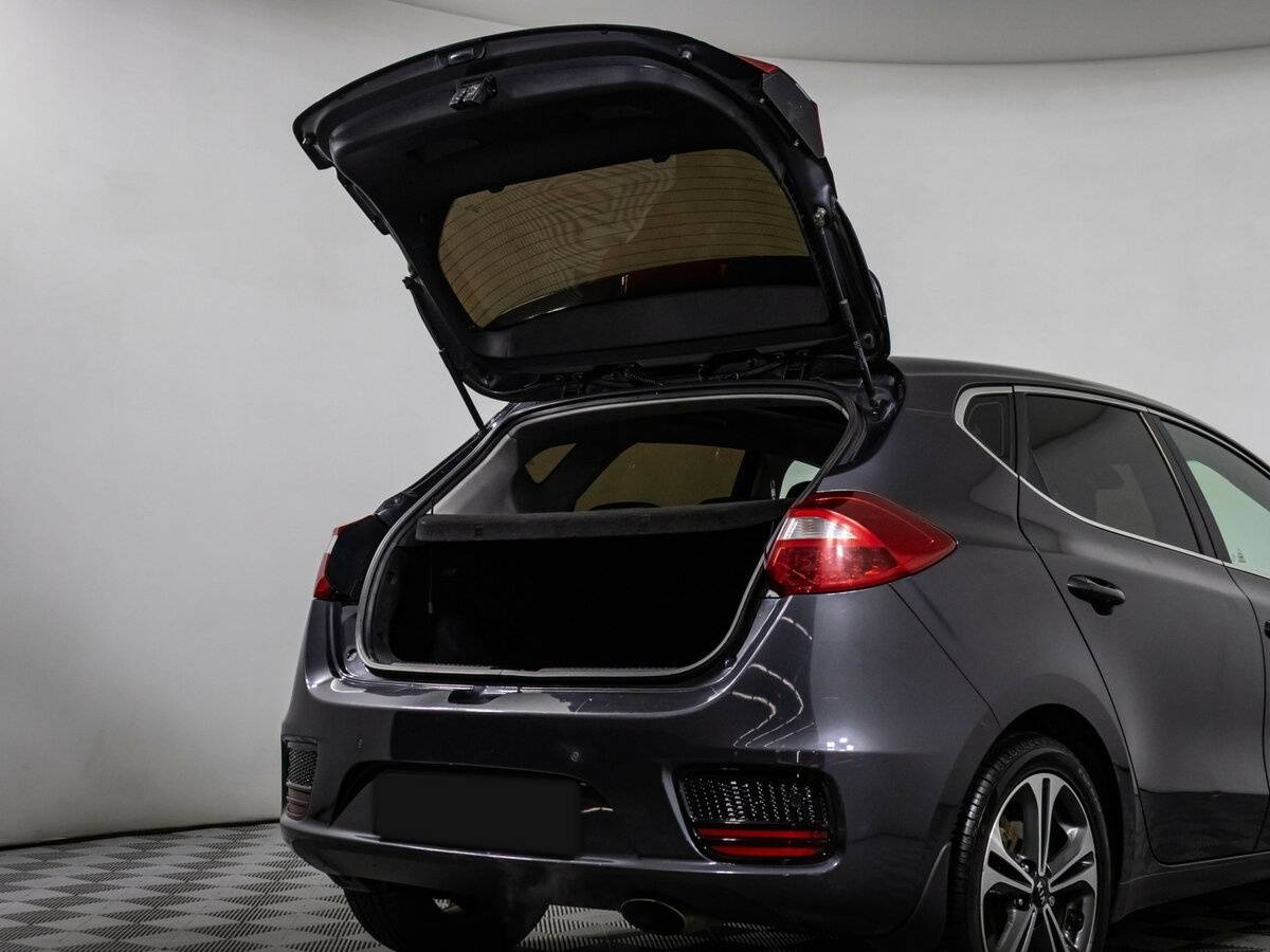 Купить Kia Ceed с пробегом. Фото: #17