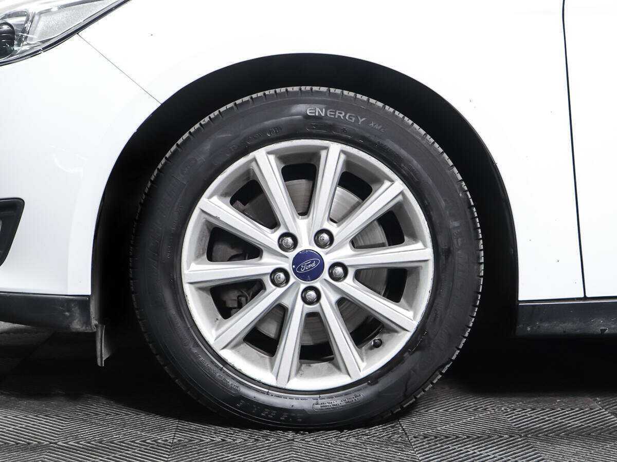 Купить Ford Focus с пробегом. Фото: #23