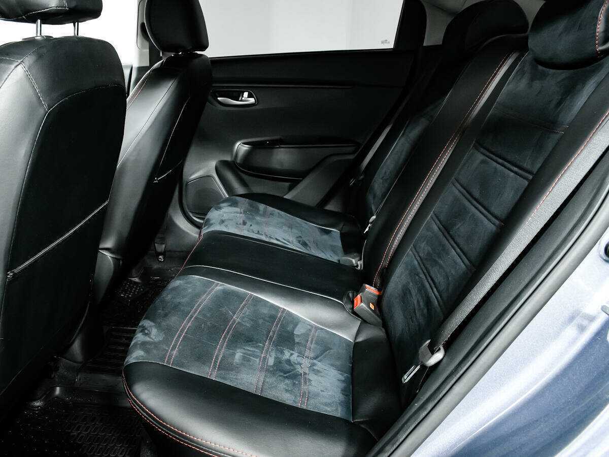 Купить Kia Rio с пробегом. Фото: #11