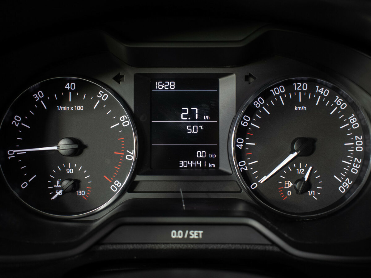 Купить Skoda Octavia с пробегом. Фото: #9