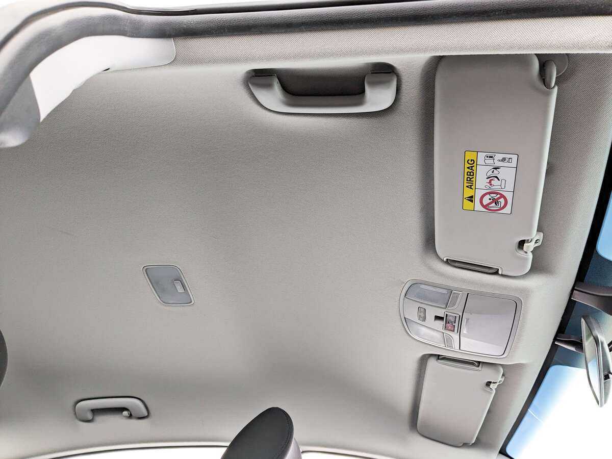 Купить Hyundai Elantra с пробегом. Фото: #17