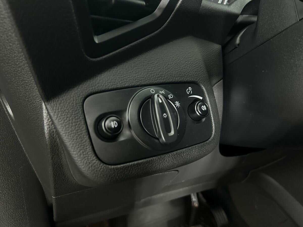 Купить Ford Kuga с пробегом. Фото: #6