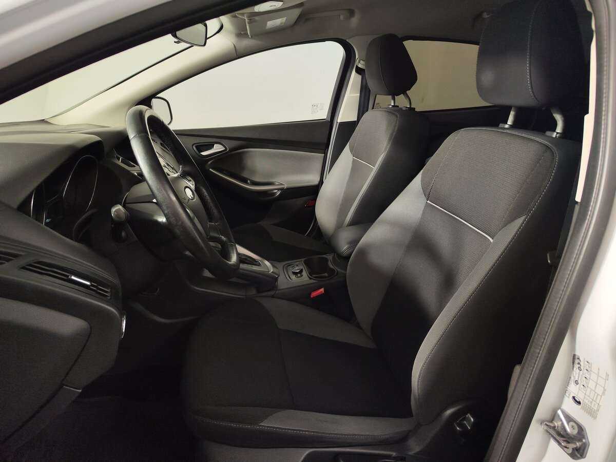 Купить Ford Focus с пробегом. Фото: #8