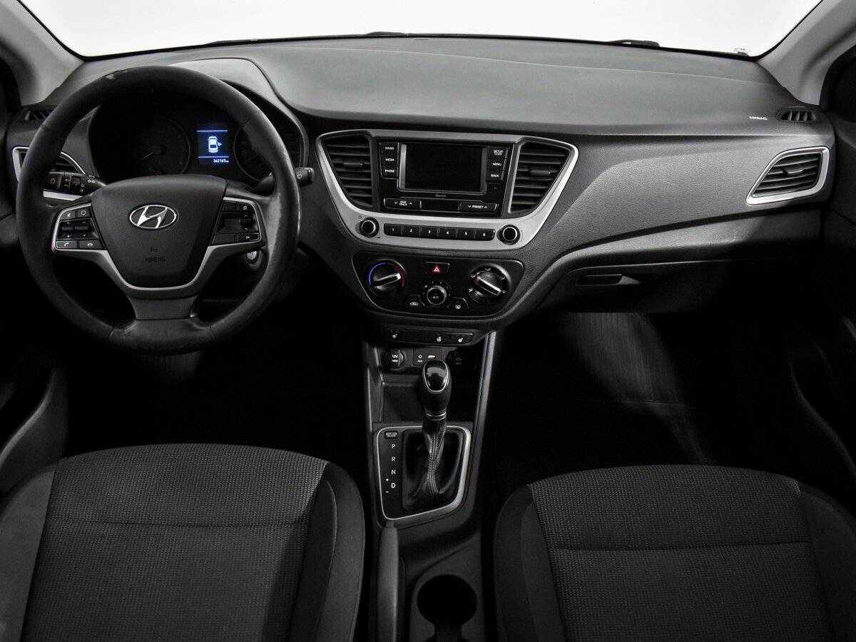 Купить Hyundai Solaris с пробегом. Фото: #10