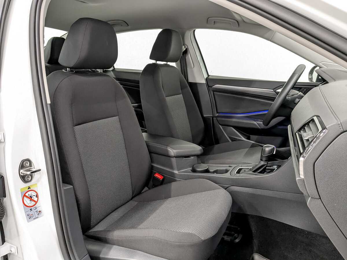 Купить Volkswagen Jetta с пробегом. Фото: #22