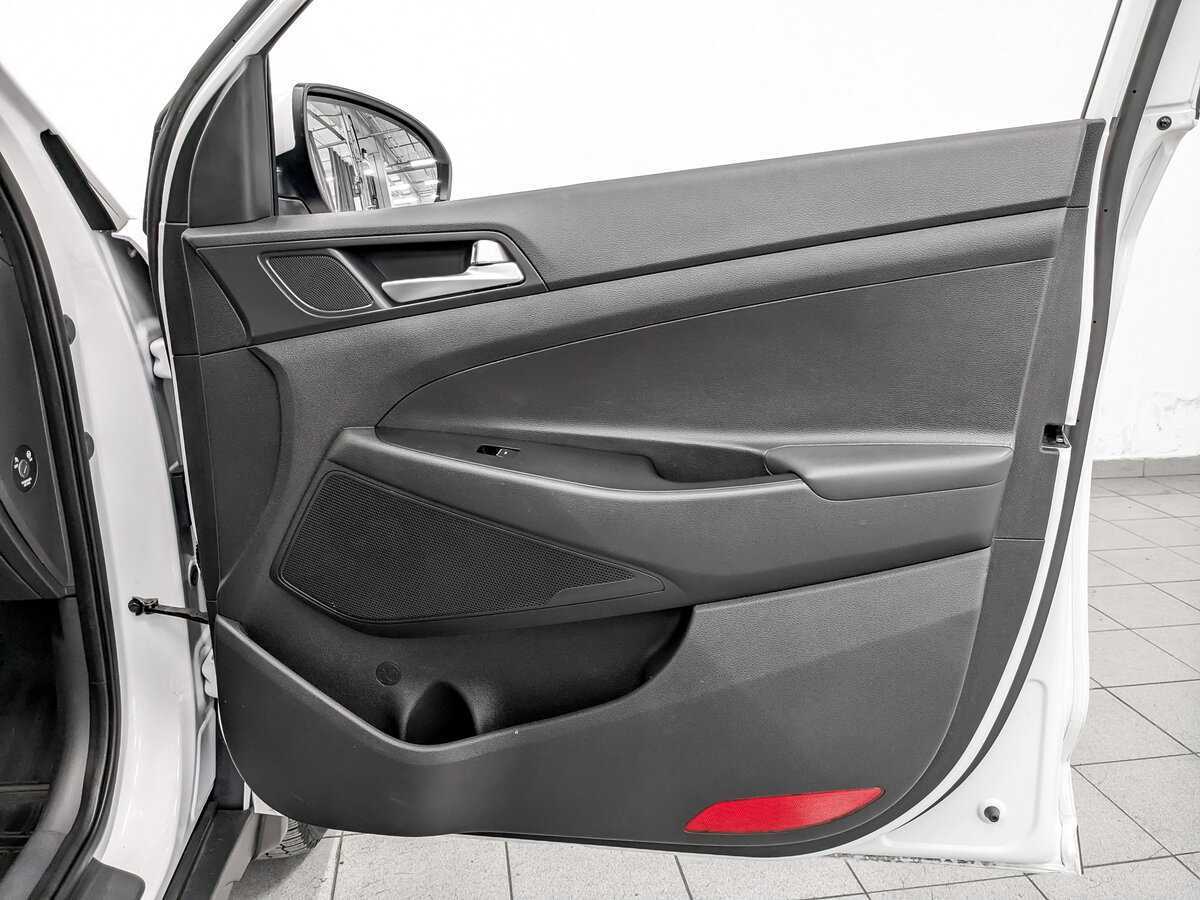 Купить Hyundai Tucson с пробегом. Фото: #23
