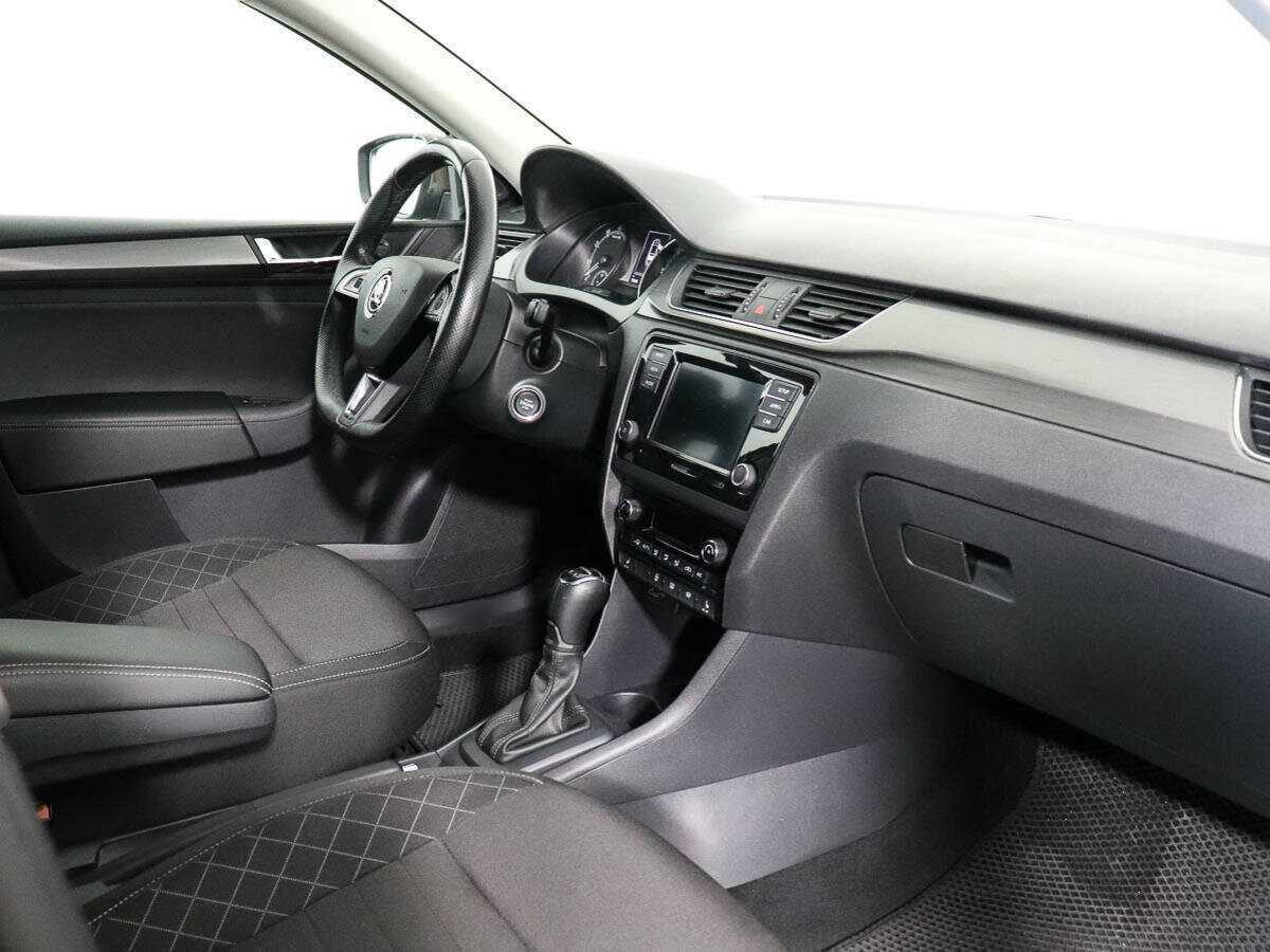 Купить Skoda Rapid с пробегом. Фото: #6