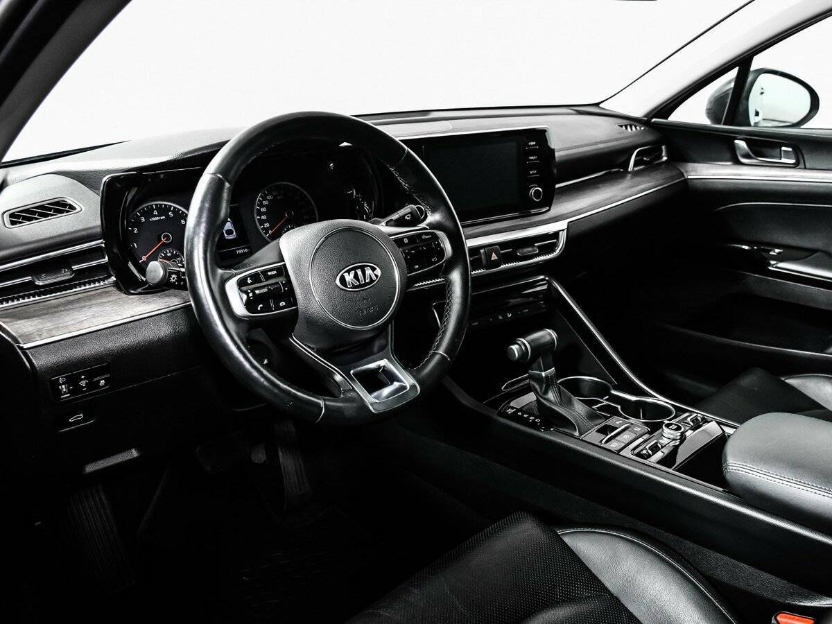 Купить Kia K5 с пробегом. Фото: #12