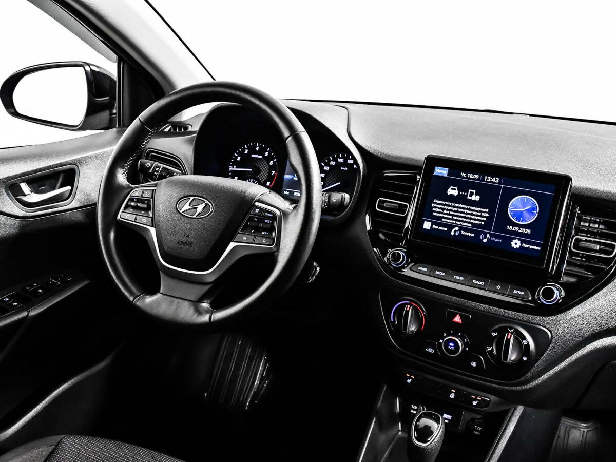 Купить Hyundai Solaris с пробегом. Фото: #8