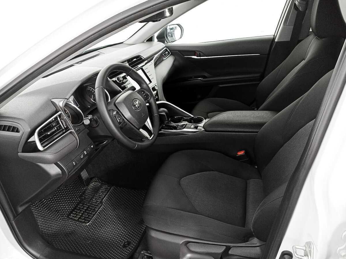 Купить Toyota Camry с пробегом. Фото: #12