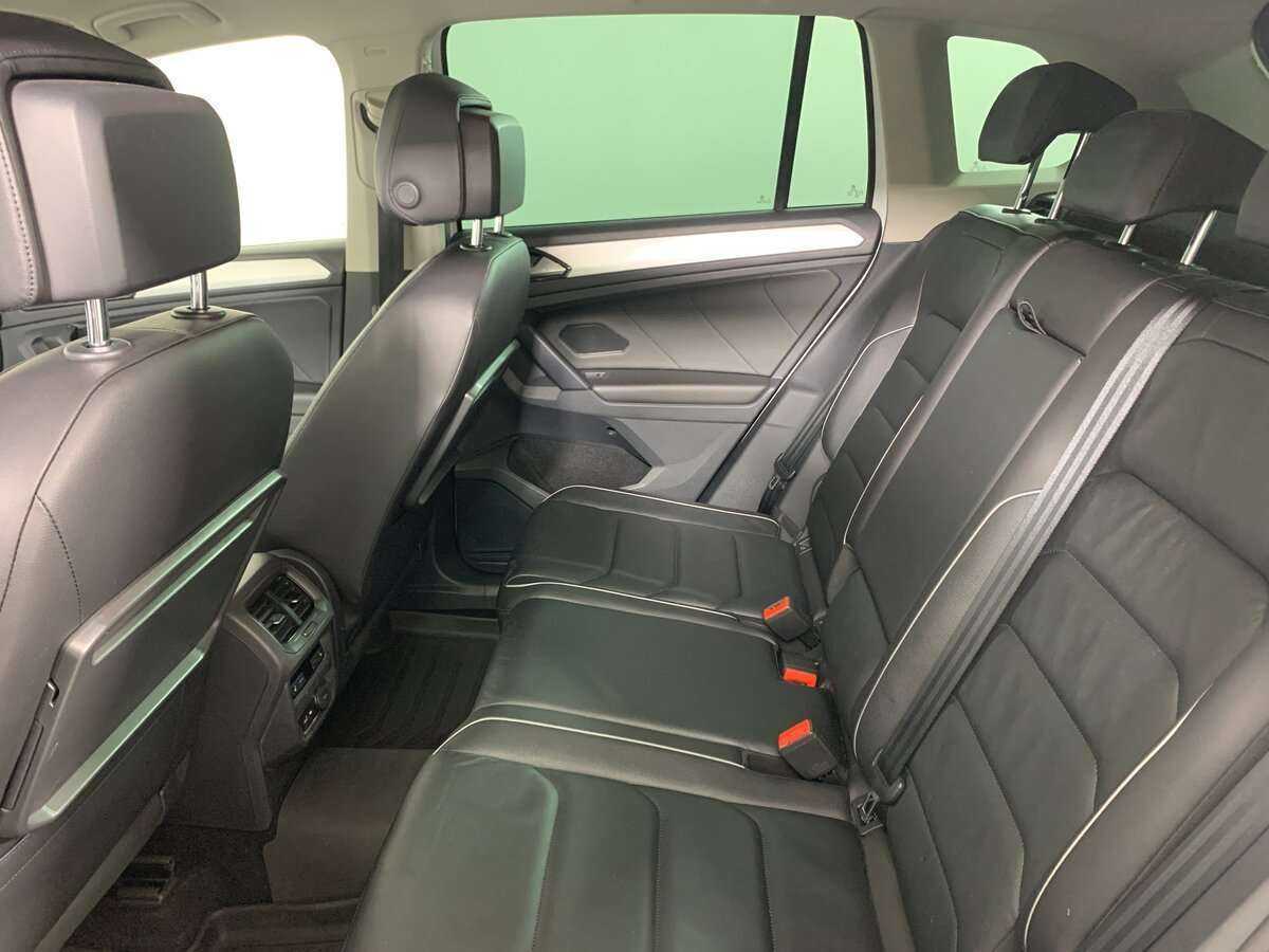 Купить Volkswagen Tiguan с пробегом. Фото: #15