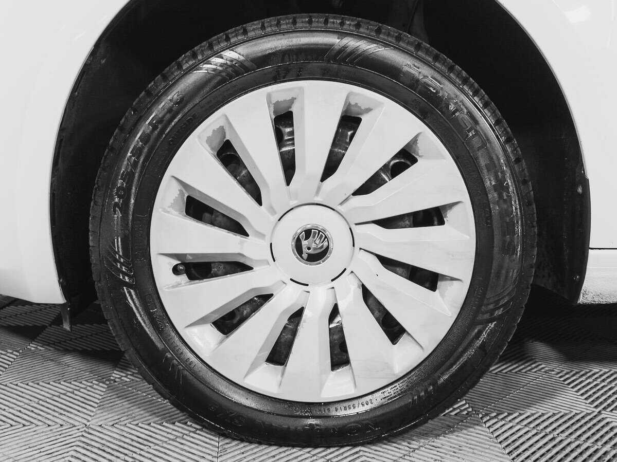 Купить Skoda Octavia с пробегом. Фото: #15